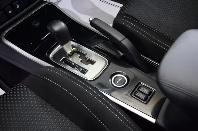 Mitsubishi Outlander 2021