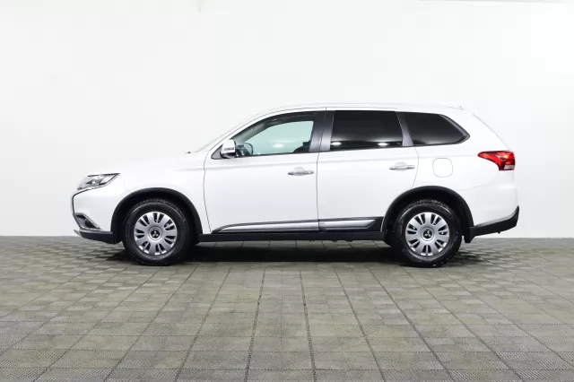Mitsubishi Outlander 2021