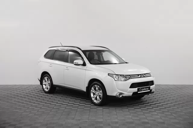 Mitsubishi Outlander 2015