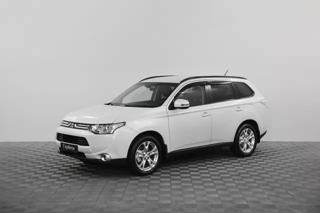 Mitsubishi Outlander 2015