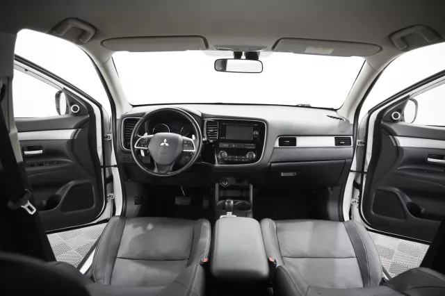 Mitsubishi Outlander 2015