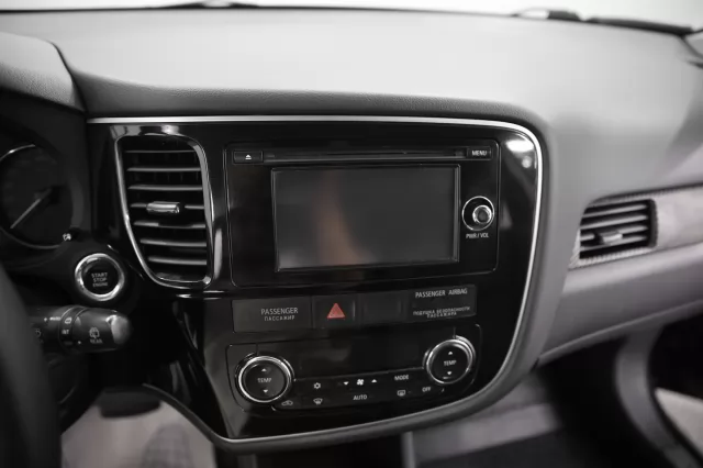Mitsubishi Outlander 2015