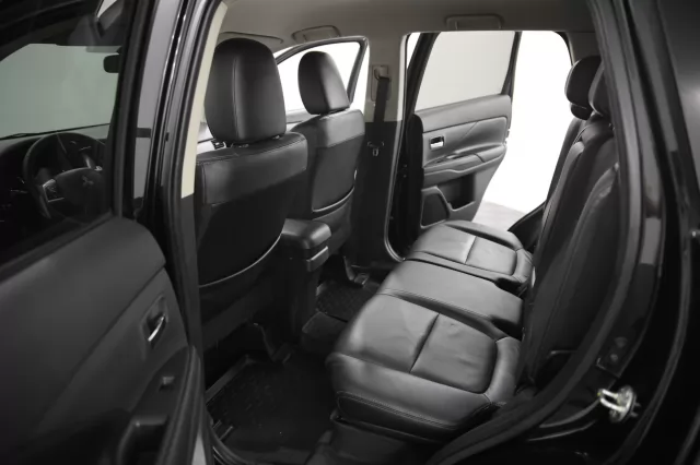Mitsubishi Outlander 2015