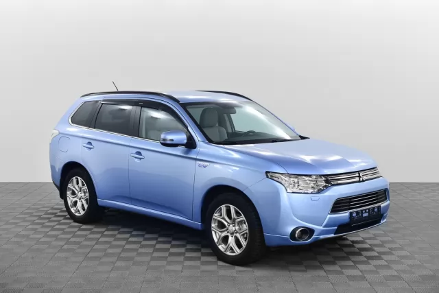 Mitsubishi Outlander 2016