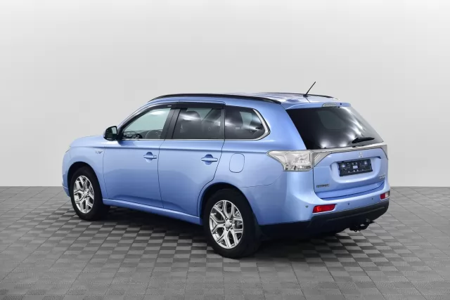 Mitsubishi Outlander 2016