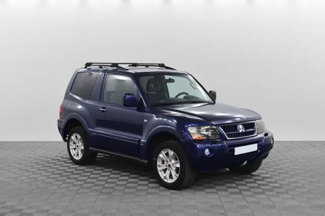 Mitsubishi Pajero 2004