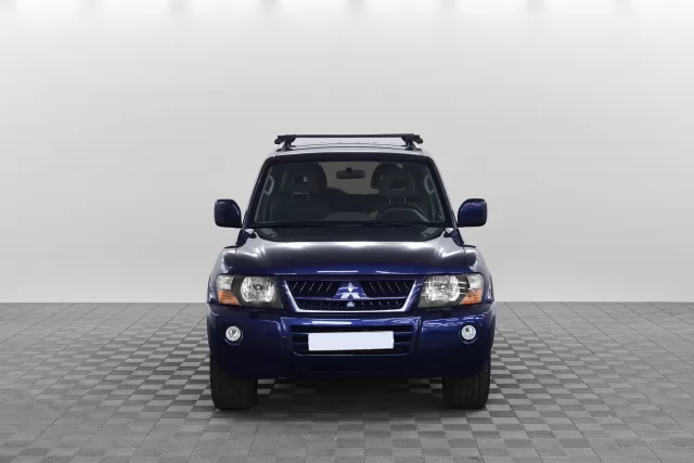 Mitsubishi Pajero 2004