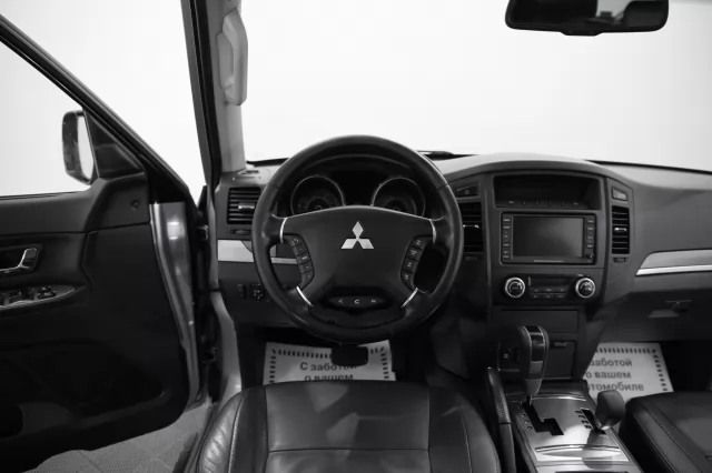 Mitsubishi Pajero 2009