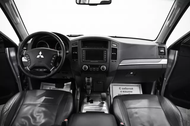Mitsubishi Pajero 2009