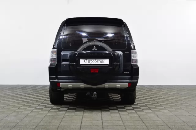 Mitsubishi Pajero 2011