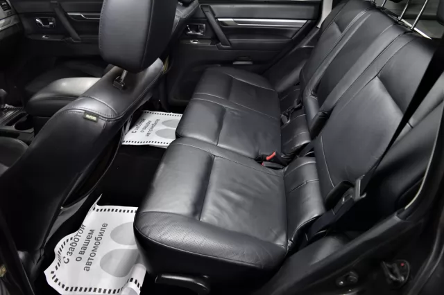 Mitsubishi Pajero 2007