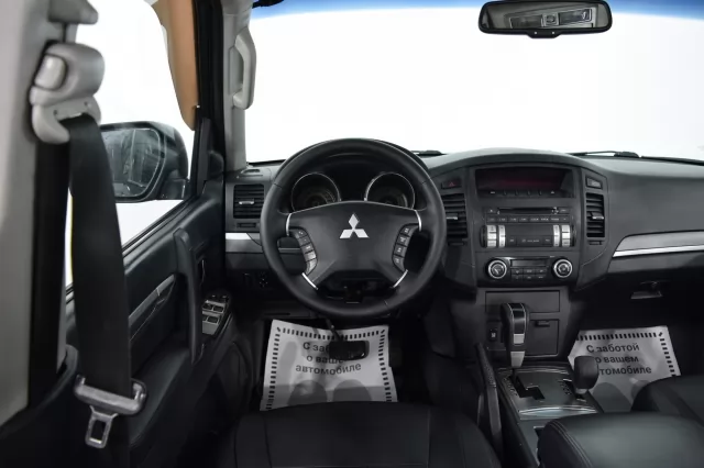 Mitsubishi Pajero 2007