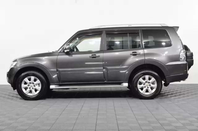 Mitsubishi Pajero 2007