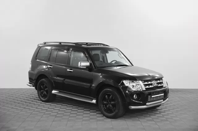 Mitsubishi Pajero 2011