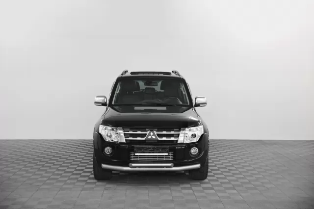 Mitsubishi Pajero 2011