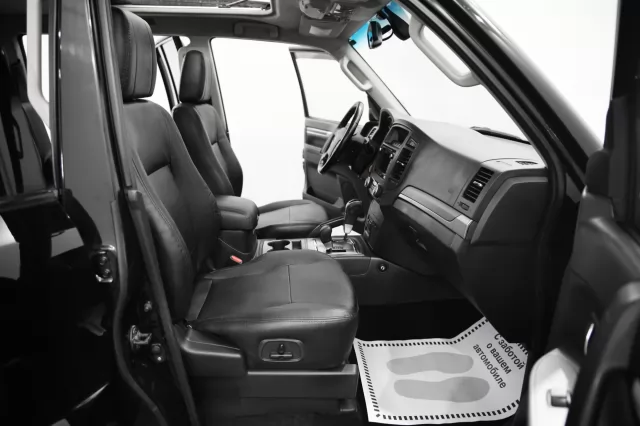 Mitsubishi Pajero 2011