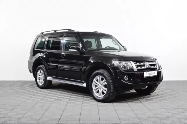 Mitsubishi Pajero 2015
