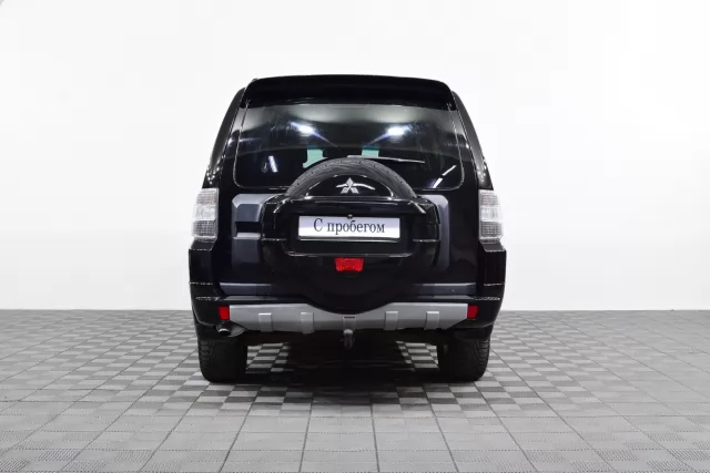 Mitsubishi Pajero 2015