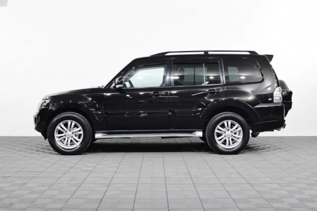 Mitsubishi Pajero 2015