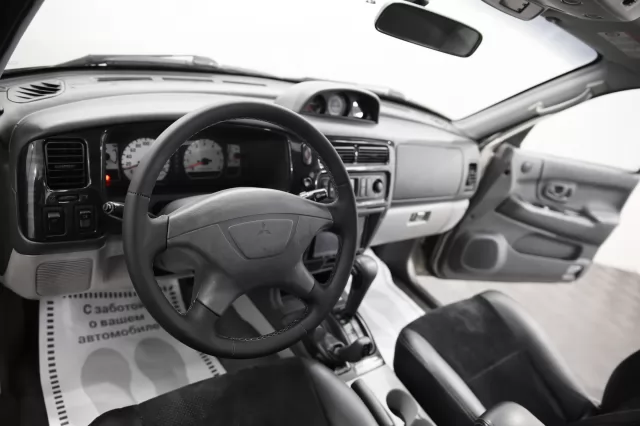 Mitsubishi Pajero Sport 2008