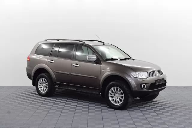 Mitsubishi Pajero Sport 2010