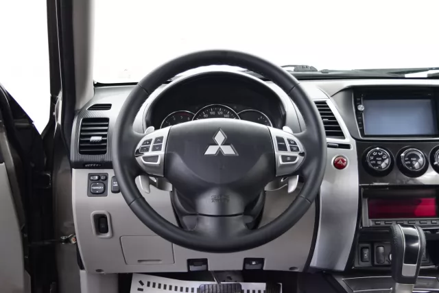 Mitsubishi Pajero Sport 2010