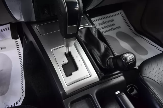 Mitsubishi Pajero Sport 2010