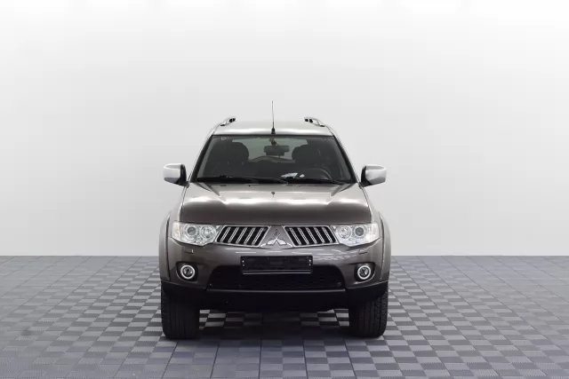 Mitsubishi Pajero Sport 2010