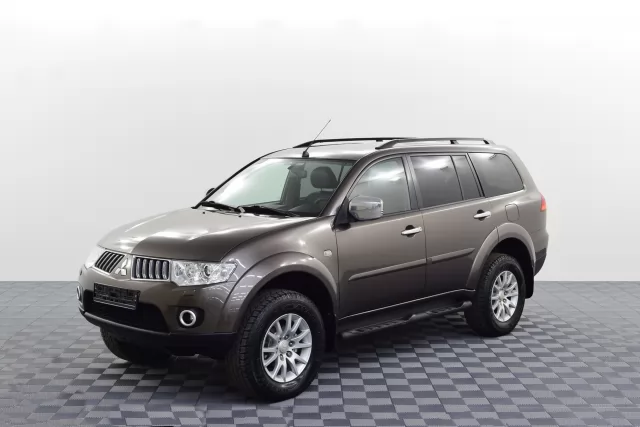 Mitsubishi Pajero Sport 2010
