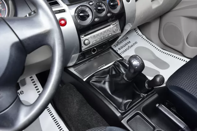 Mitsubishi Pajero Sport 2009
