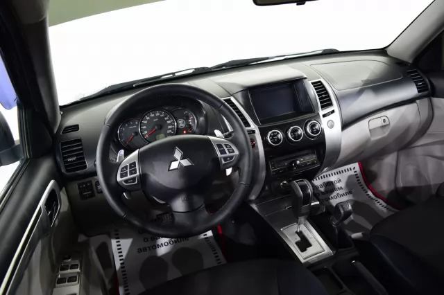 Mitsubishi Pajero Sport 2014