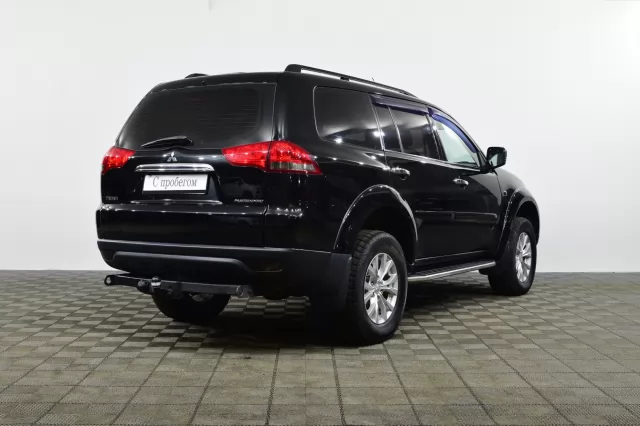 Mitsubishi Pajero Sport 2014