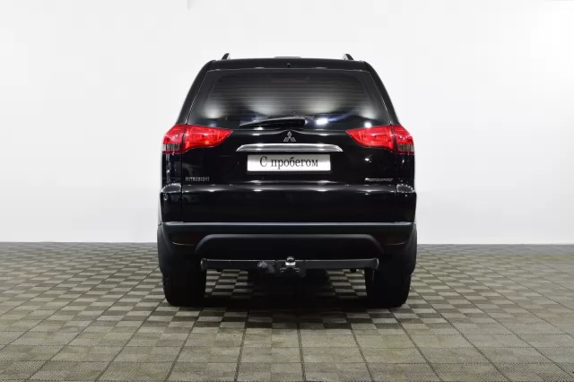 Mitsubishi Pajero Sport 2014