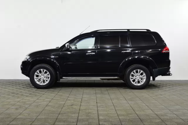 Mitsubishi Pajero Sport 2014