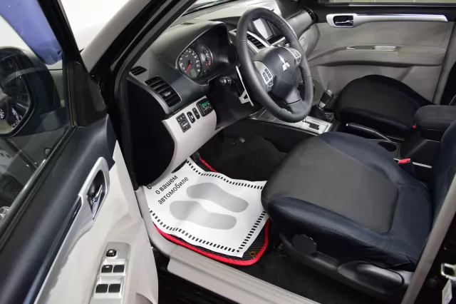 Mitsubishi Pajero Sport 2014