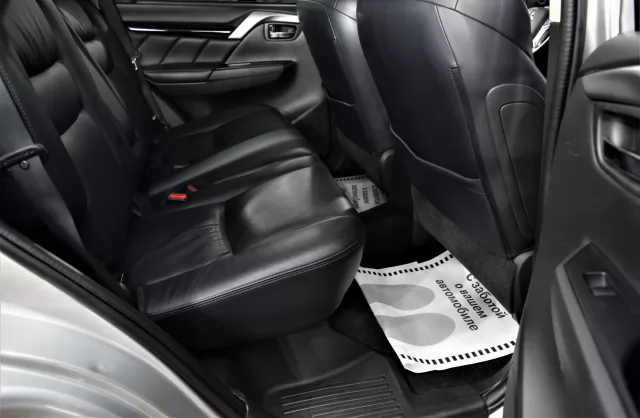 Mitsubishi Pajero Sport 2021