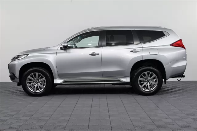 Mitsubishi Pajero Sport 2021