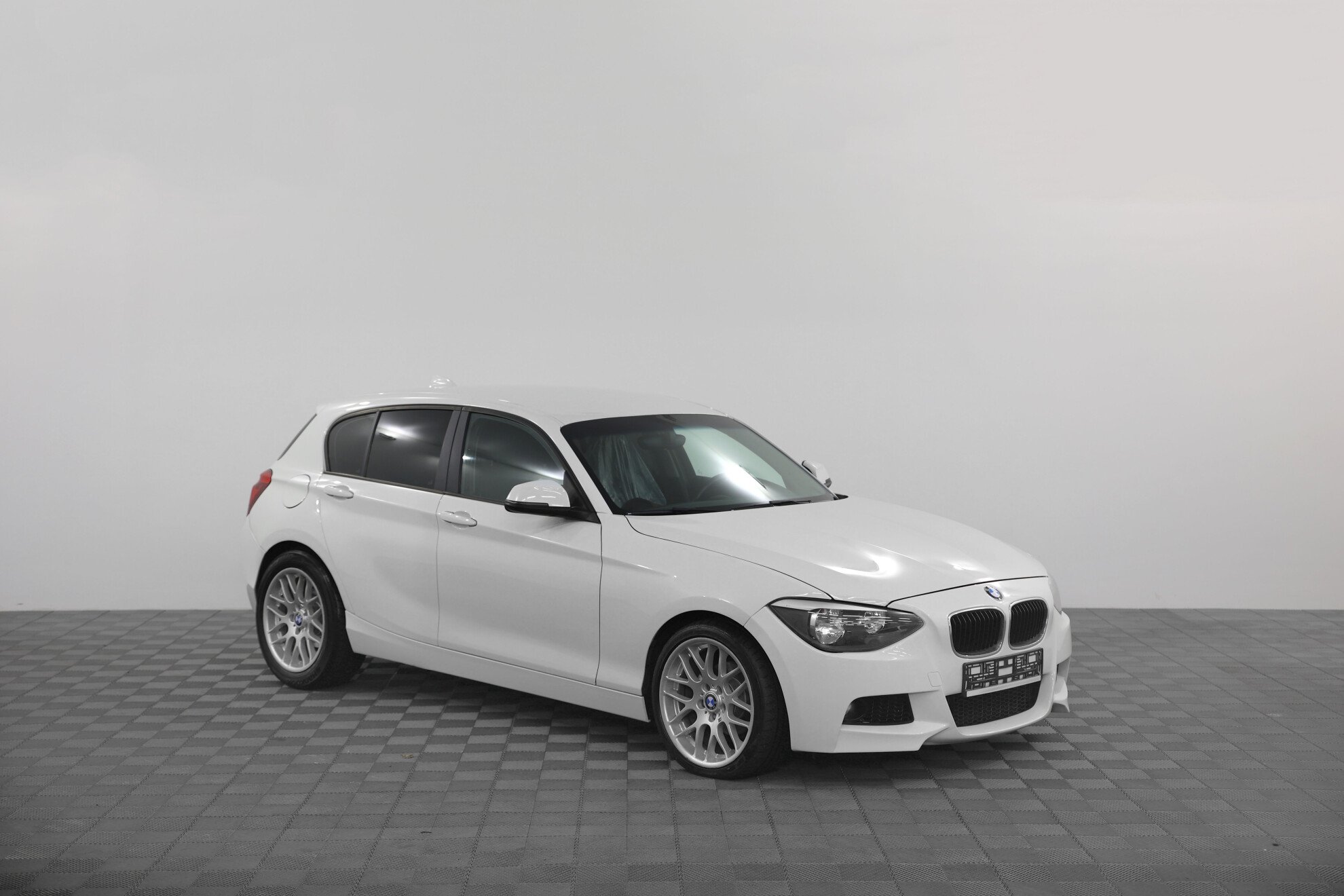 BMW 1 серия 2011