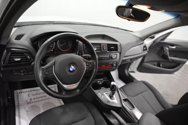 BMW 1 серия 2011