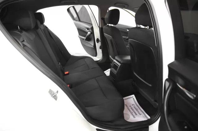 BMW 1 серия 2011