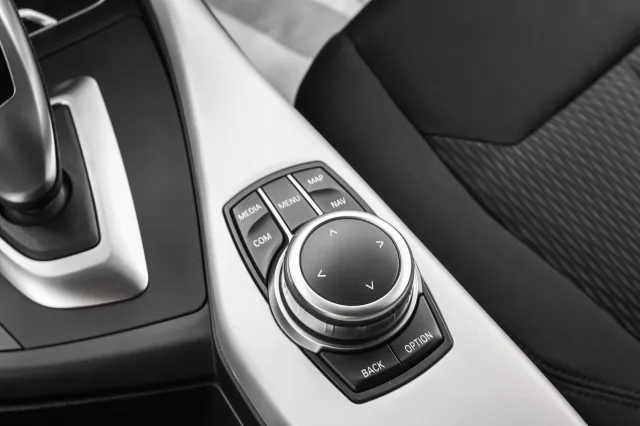 BMW 1 серия 2019