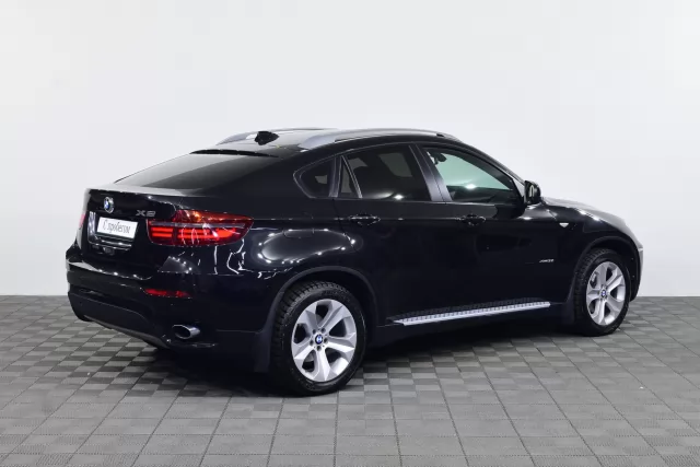 BMW X6 2011