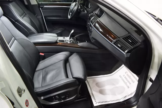 BMW X6 2012