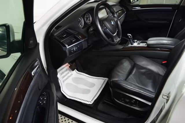 BMW X6 2012