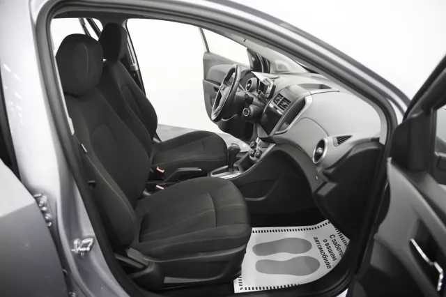 Chevrolet Aveo 2015