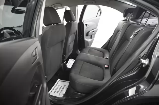Chevrolet Aveo 2015