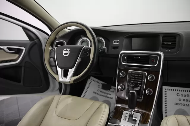 Volvo S60 2011