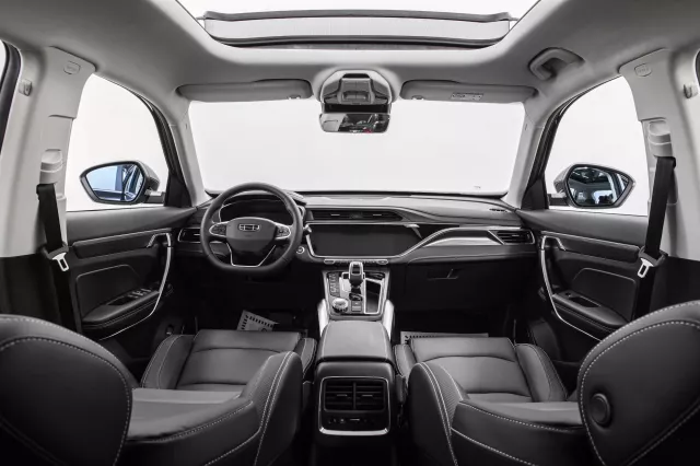 Geely Atlas Pro 2021