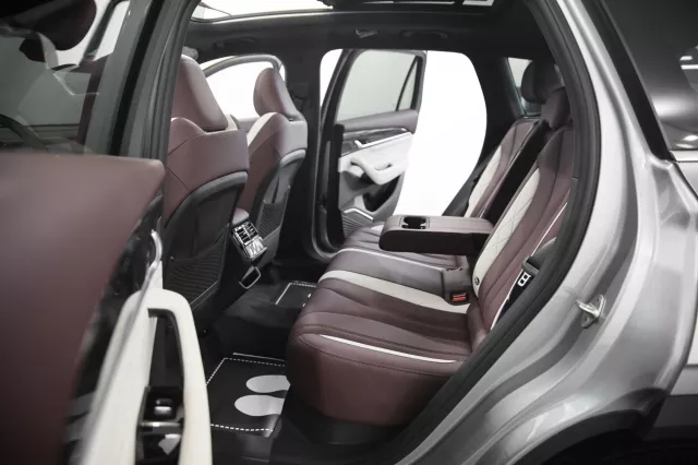 Geely Monjaro 2022