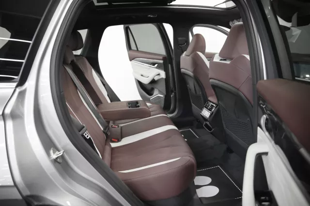 Geely Monjaro 2022